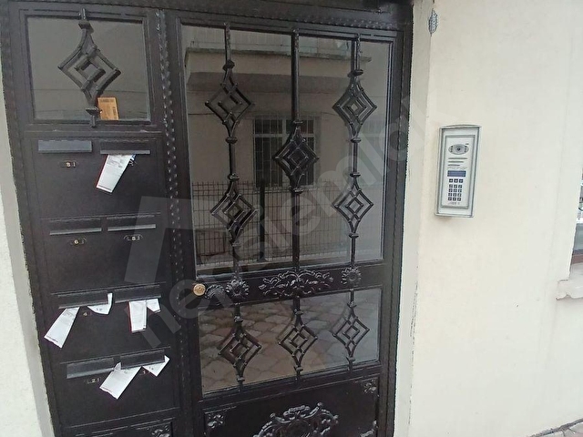 BAHÇELİEVLER YENİ BİNADA GENİŞ TERASLI 2+1 DAİRE - Görsel 11