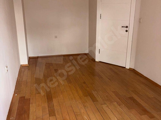 BAHÇELİEVLER YENİ BİNADA GENİŞ TERASLI 2+1 DAİRE - Görsel 7