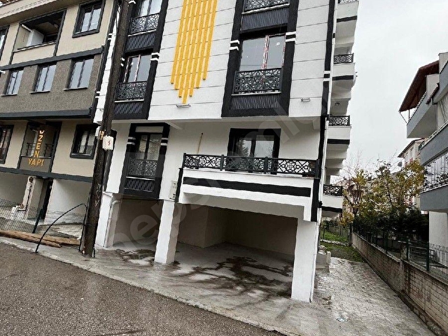 🌟 DERİNCE ÇINARLIDA KAPALI OTOPARKLI 2+1 LÜKS ARAKAT DAİRE 🌟
