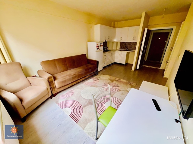 GARANRİ EMLAKTAN ÜNİVERSİTE YANI 1+1 FULL EŞYALI KİRALIK DAİRE