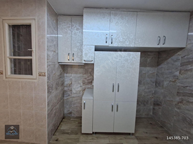 YEŞİLYURT MAHALLESİNDE SATILIK 3 KATLI 2+1 MÜSTAKİL EV - Görsel 5