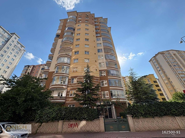 KÖŞK MAHALLESİNDE KİRALIK 3+1 GENİŞ DAİRE
