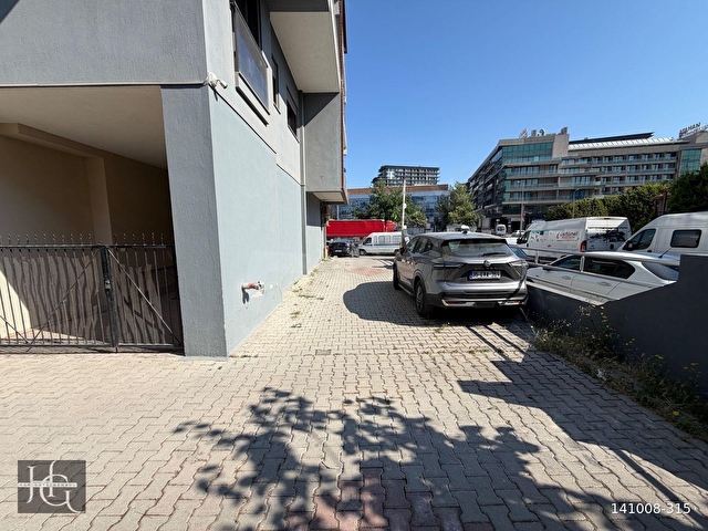 FORUM BORNOVA - YAŞAR ÜNİ. YAKINI 2+1 OTOPARKLI DOĞALGAZLI DAİRE - Görsel 30