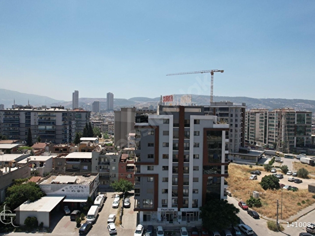 FORUM BORNOVA - YAŞAR ÜNİ. YAKINI 2+1 OTOPARKLI DOĞALGAZLI DAİRE