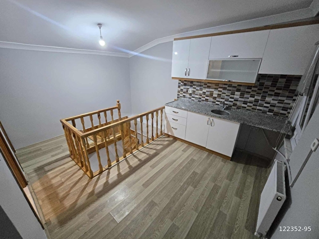 ŞAHİN İNŞAAT 3+2 DUBLEX 8 YILLIK 180 M2 - Görsel 24