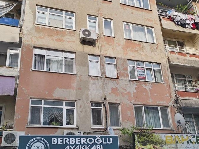 Turan caddesi Üzerinde Satılık 3+1 sağlam içi yenilenmiş Daire. - Görsel 26