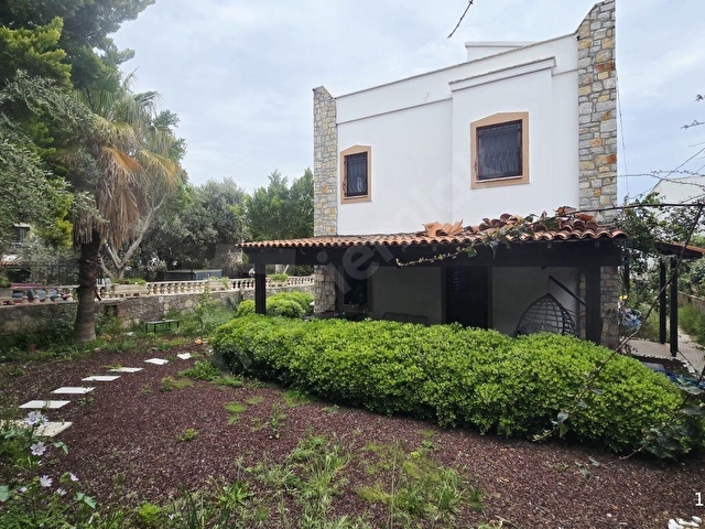 Konacıkta Eşyalı Kiralık 3+1 Havuzlu İkiz Villa - Görsel 18