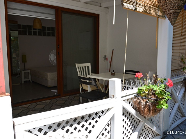 White House Bodrum Turgutreis Te Kiralik Havuzlu Sitede 2 1 118345 110 Hurriyet Emlak