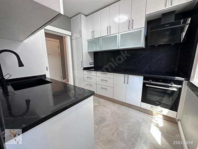 TEK YETKİLİ SUADİYEDE 3+1 NET 90M2 BALKONLU SIFIR BOŞ DAİRE - Görsel 14