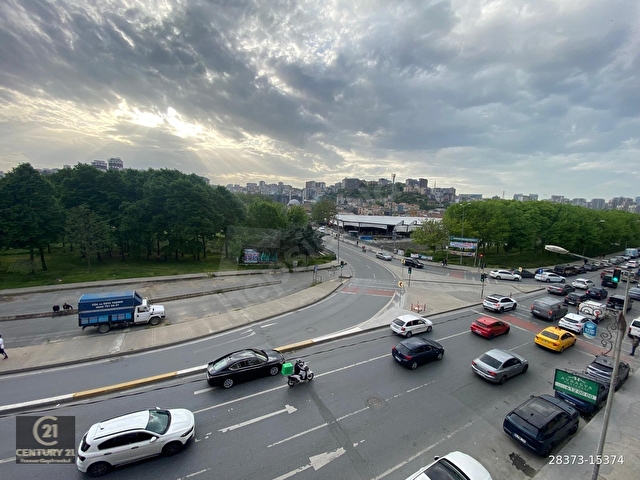 ALİBEYKÖY CADDE ÜZERİNDE GENÇ BİNADA ASANSÖRLÜ 2+1 SATILIK DAİRE - Görsel 20