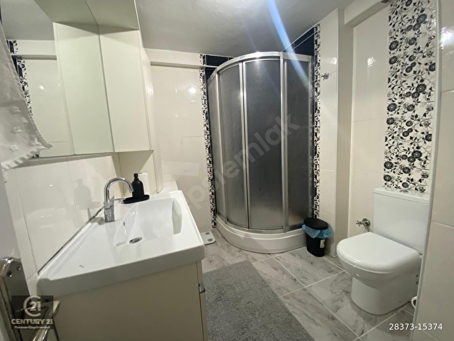 ALİBEYKÖY CADDE ÜZERİNDE GENÇ BİNADA ASANSÖRLÜ 2+1 SATILIK DAİRE - Görsel 16