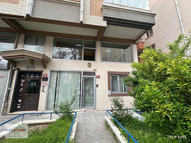 Kolej Kavşağında 2 katlı 150 m² Satılık Dükkan - Görsel 7