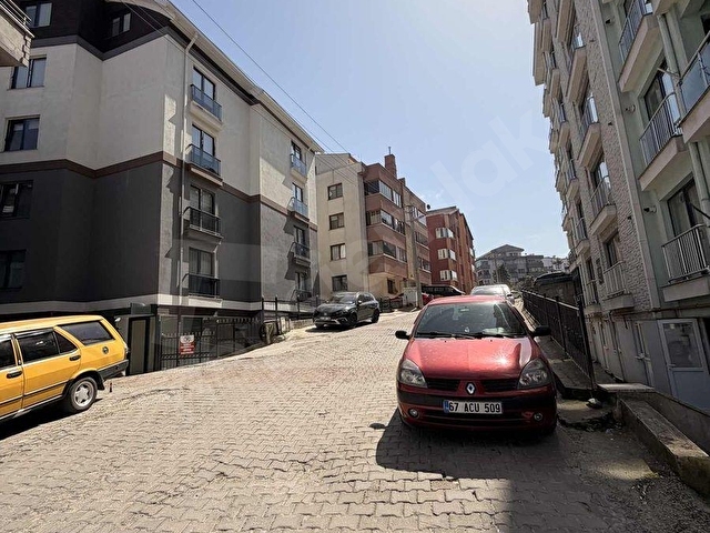 KAYA EMLAKTAN BAHÇELİ EVLERDE KİRALIK EŞYALI 1+1 DAİRE - Görsel 4