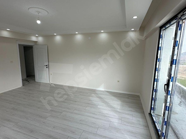 EGE EMLAKTAN YENİ MAHALLE DE 3+1 SATILIK SIFIR DAİRE - Görsel 21