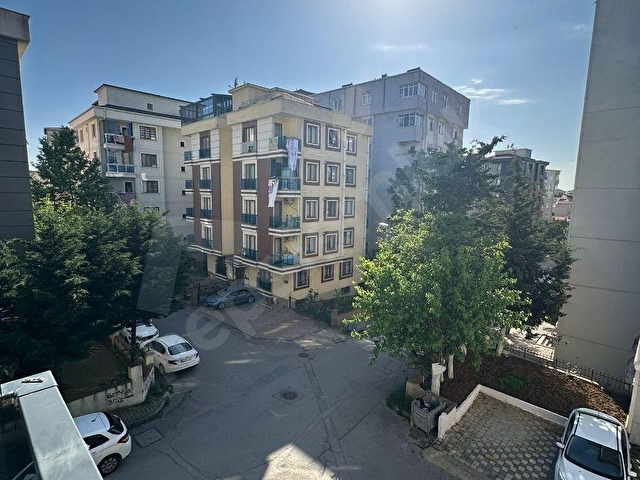 Kartal Atalarda 2+1 krediye uygun 6 yaşında geniş daire - Görsel 14