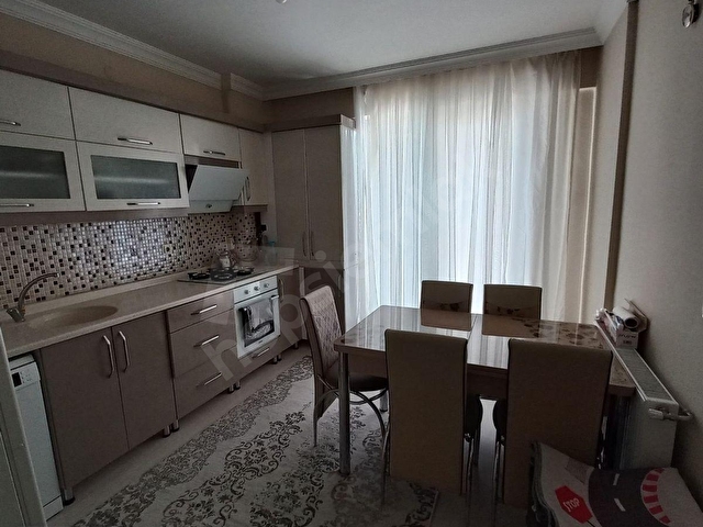 Kars Merkezde Güneş Alan, Ebeveyn Banyolu 3+1 Kiralık Daire - Görsel 9