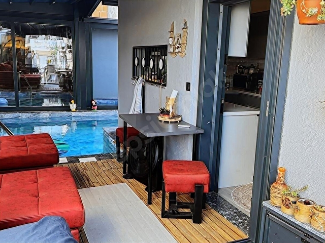 KUŞADASI,MARİNA MEVKİ,ÖZEL HAVUZLU&JAKUZİ&SAUNA,ACİL SATILIK VİL - Görsel 4