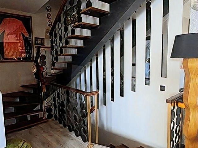 KUŞADASI,MARİNA MEVKİ,ÖZEL HAVUZLU&JAKUZİ&SAUNA,ACİL SATILIK VİL - Görsel 20