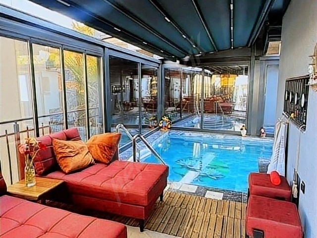KUŞADASI,MARİNA MEVKİ,ÖZEL HAVUZLU&JAKUZİ&SAUNA,ACİL SATILIK VİL - Görsel 10