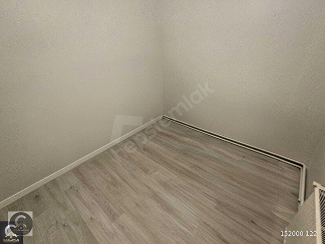 ÇAĞLAYANDAN BOŞŞ SOKULLUDA DÜZ GİRİŞ KREDİYE UYGUN BAKIMLI 3+1 DAİRE - Görsel 21