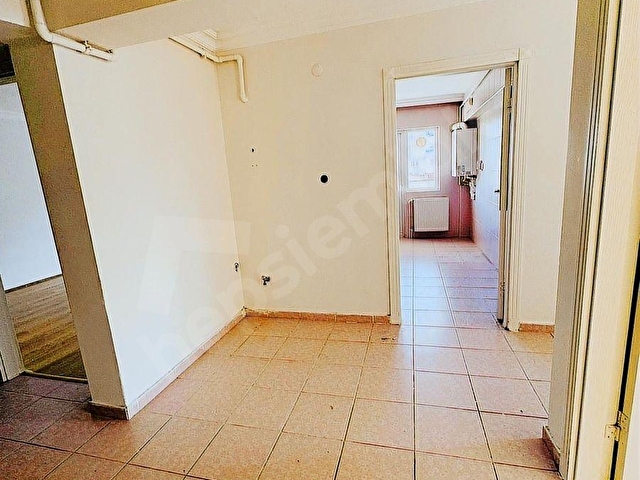 Cengizhanda 3+1 Ön cephe Ara Katta Kiralık Daire - Görsel 6