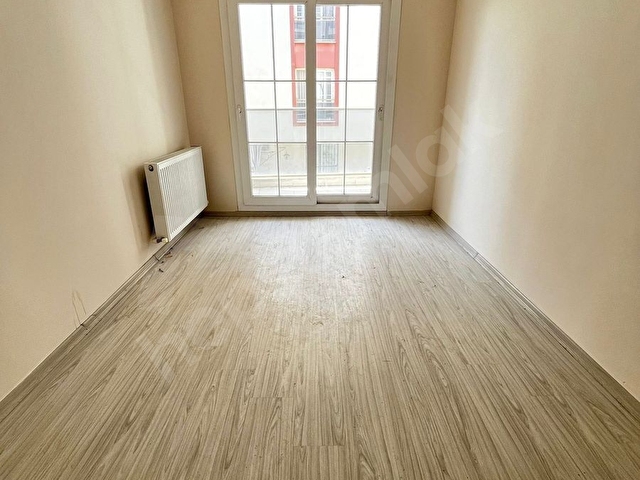 ASİL EMLAKtan MURADİYE MAHsinde 2+1 SATILIK ARA KAT DAİRE - Görsel 9