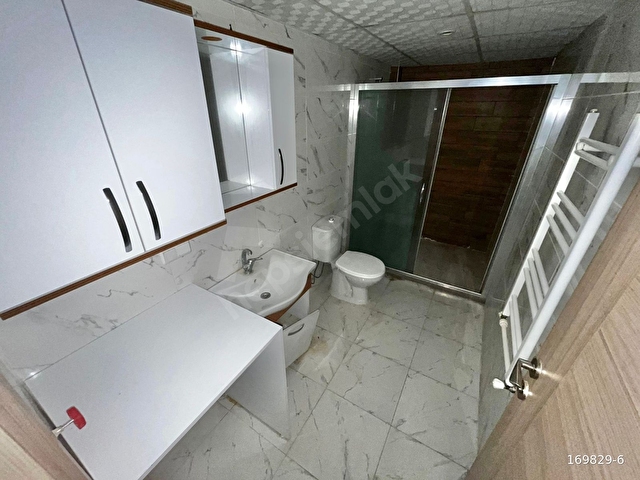 ASİL EMLAKtan MURADİYE MAHsinde 2+1 SATILIK ARA KAT DAİRE - Görsel 13