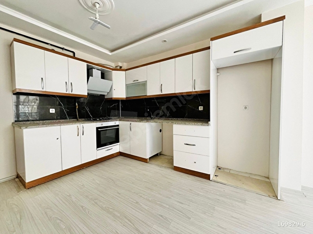 ASİL EMLAKtan MURADİYE MAHsinde 2+1 SATILIK ARA KAT DAİRE - Görsel 7