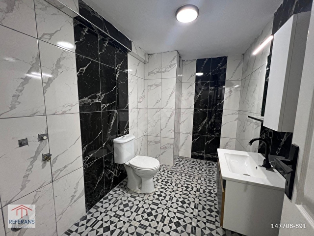 REFEERANSDAN SAHİLE 50 METRE, MUTFAK AYRI 100 METREKARE 2+1 DAİRE !!! - Görsel 18