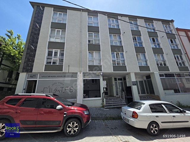 Kiralık 1+1 Daire. Üst Kat, Merkezi Konum. - Görsel 11