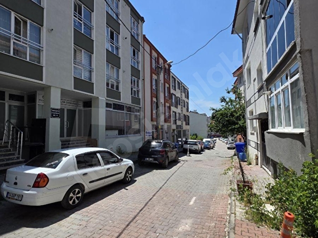 Kiralık 1+1 Daire. Üst Kat, Merkezi Konum. - Görsel 10