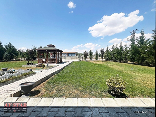 GÖLBAŞINDA GÜVENLİKLİ SİTEDE 1000 M2 ARSADA 200 M2 2 ADET 2+1 - Görsel 10