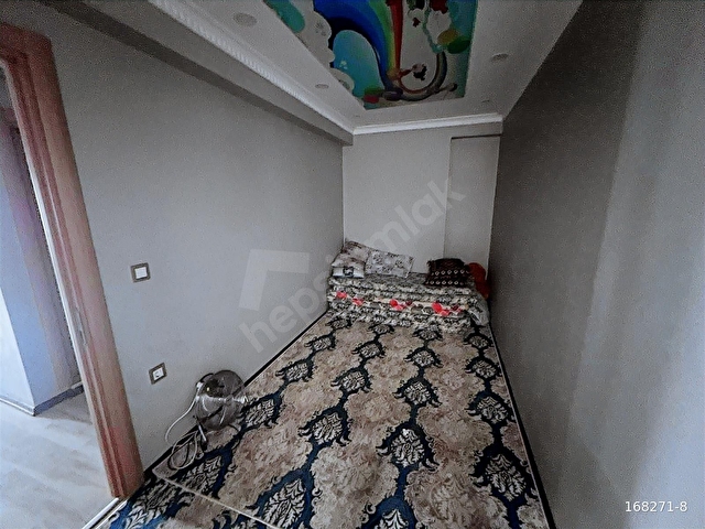 ESENYURT ÜÇEVLER MAHALLESİNDE 2+1 EŞYALI SATILIK DAİRE - Görsel 23