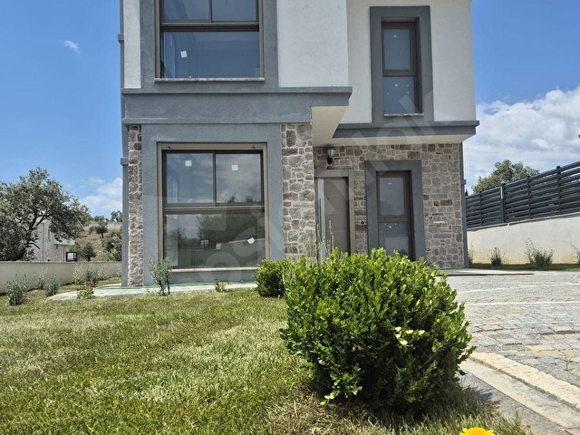 GÖMEÇ İNTALANDDE MÜSTAKİL ULTRA LÜKS 4+1 VİLLA - Görsel 9