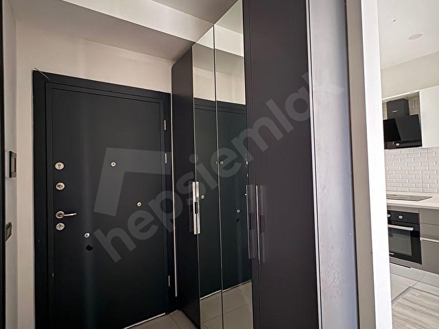 BAHÇEŞEHIR SUİTESTE MODERN TEMİZ 2+1 DAİRE ! - Görsel 8
