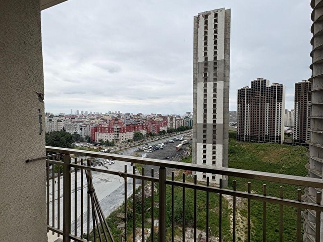 BAHÇEŞEHIR SUİTESTE MODERN TEMİZ 2+1 DAİRE ! - Görsel 15
