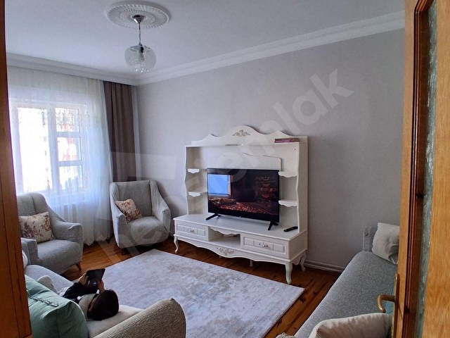 ERZİNCAN ERGENEKON MAHALLESİNDE SİTE İÇİNDE 170 m² 4+1 DAİRE - Görsel 5