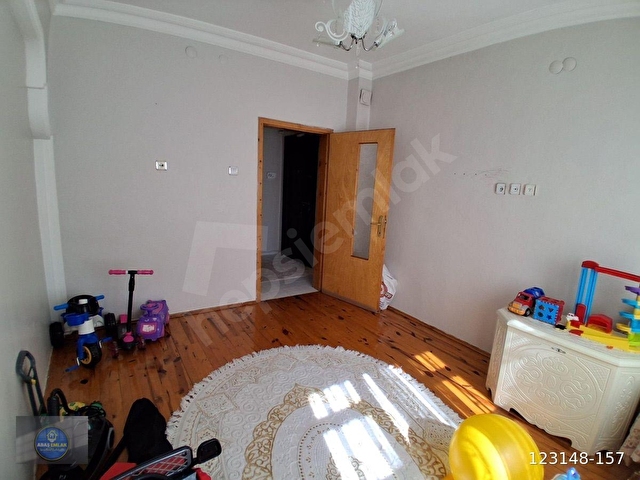 ERZİNCAN ERGENEKON MAHALLESİNDE SİTE İÇİNDE 170 m² 4+1 DAİRE - Görsel 12