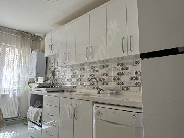 ÇARŞI KÜLTÜR MERKEZINDE 3+1 SATILIK ARAKAT DAIRE