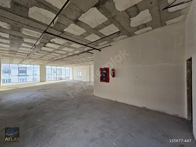 SİNCAN MERKEZDE KOLONSUZ 1450 M² KİRALIK İŞYERİ K. OTOPARK TERAS - Görsel 15