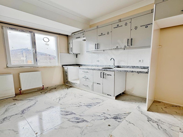 KOÇAK YATIRIMDAN TAŞINMAYA HAZIR 3+2 ÜST DUBLEKS DAİRE!!! - Görsel 11