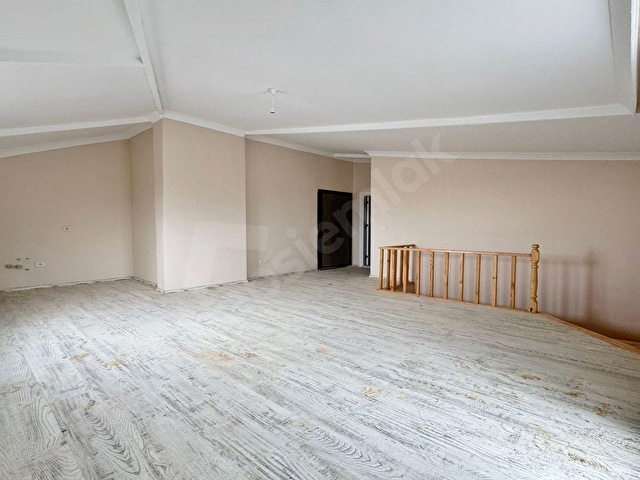 KOÇAK YATIRIMDAN TAŞINMAYA HAZIR 3+2 ÜST DUBLEKS DAİRE!!! - Görsel 7