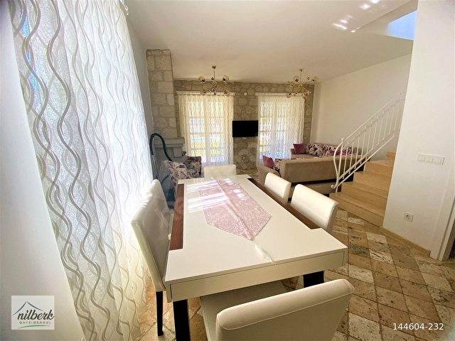 Alaçatı Pazar Yolunda Nilberkden Site İçi 3+1 Kiralık Villa - Görsel 17
