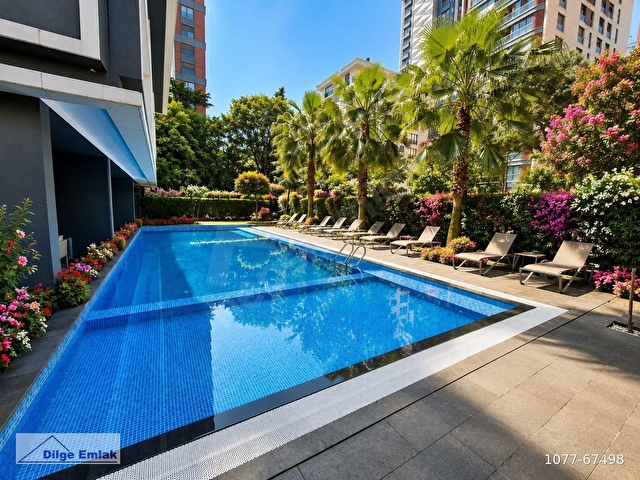 Caddebostan Taşmektepte Havuzlu Güvenlikli 3+1 Satılık daire