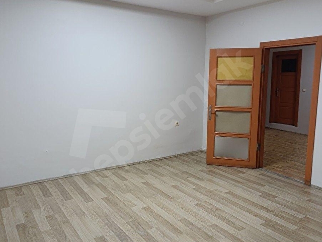 TABAKLAR MAH.KEMERALTI ÇARŞISINDA KİRALIK (1+1) HOME-OFİS - Görsel 7
