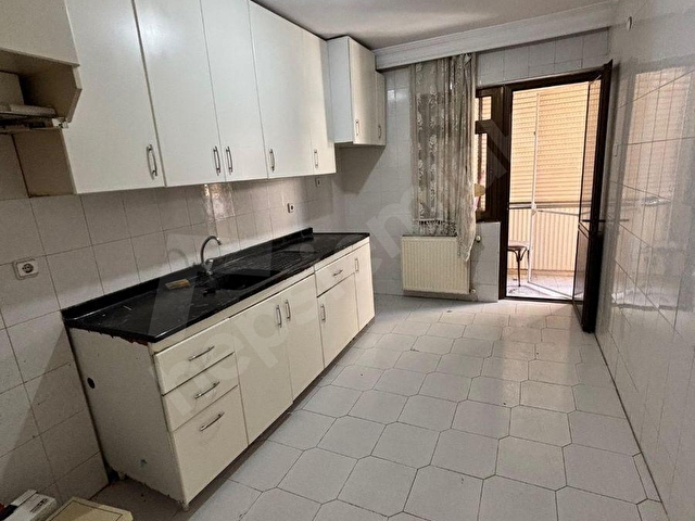 SÖKE EMLAK OFİSİNDEN YENİCAMİ MAHALLESİNDEN SATILIK  3+1 DAİRE - Görsel 12