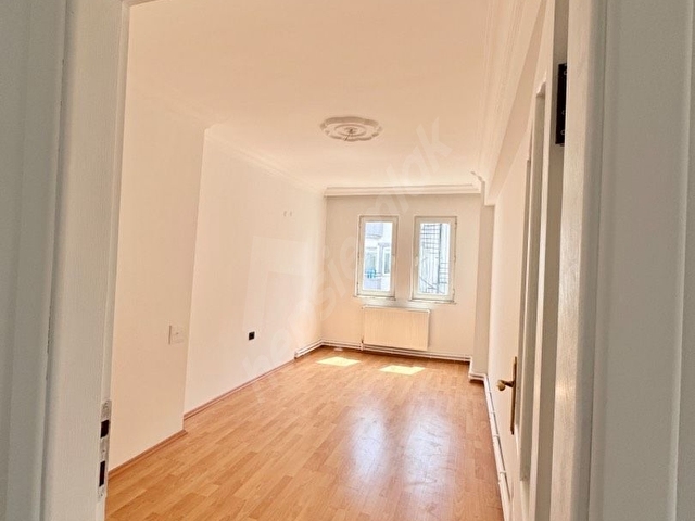 BARUTHANE ÖĞRETMENLER SİTESİNDE 3+1 KİRALIK DAİRE - Görsel 16