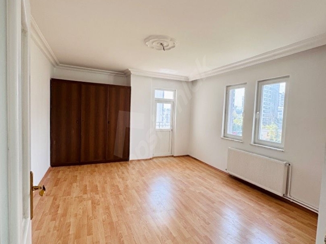 BARUTHANE ÖĞRETMENLER SİTESİNDE 3+1 KİRALIK DAİRE - Görsel 18