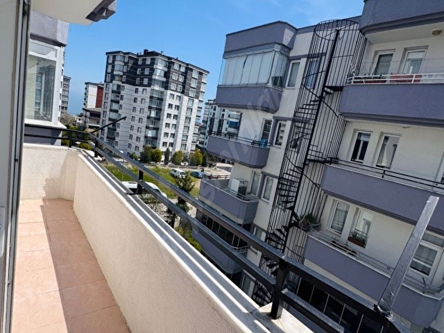 BARUTHANE ÖĞRETMENLER SİTESİNDE 3+1 KİRALIK DAİRE - Görsel 19