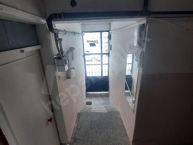 HALİLRIFAT CADDE ÜZERİ SAHİL VE TRAMVAYA YAKIN SATILIK DAİRE - Görsel 23